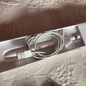 Apple Pencil (Gen 1) with Lightning Connector for several current & older iPads